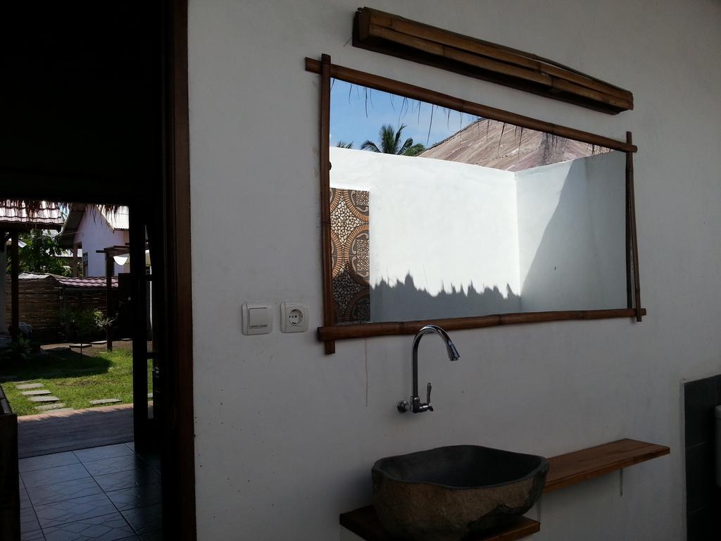Classico Italiano Bed & Breakfast Gili Air Room photo